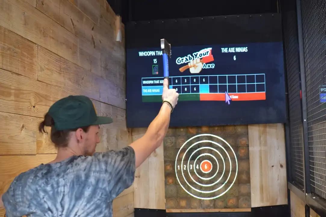 Grab Your Axe, Lewisville Axe Throwing image 5