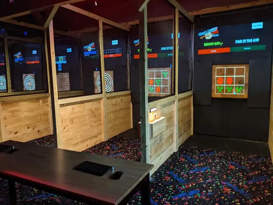 Grab Your Axe, Rowlett Axe Throwing image 5