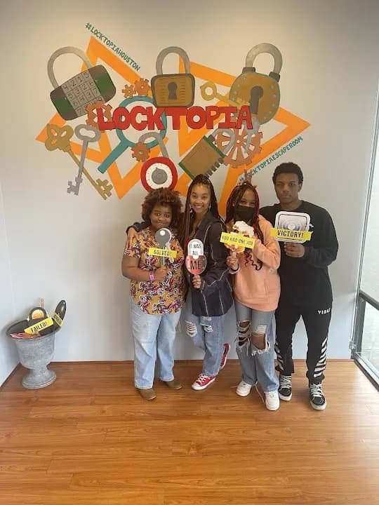 Locktopia Escape Room Houston image 8