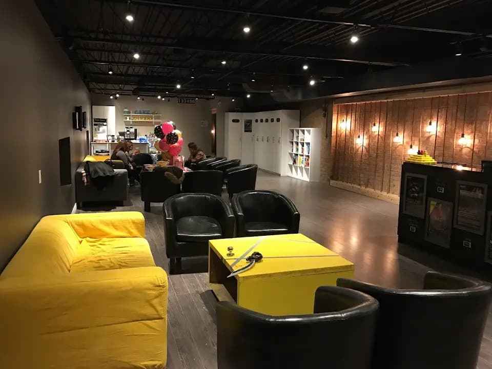 Freeing Canada Station - Escape Rooms image 3