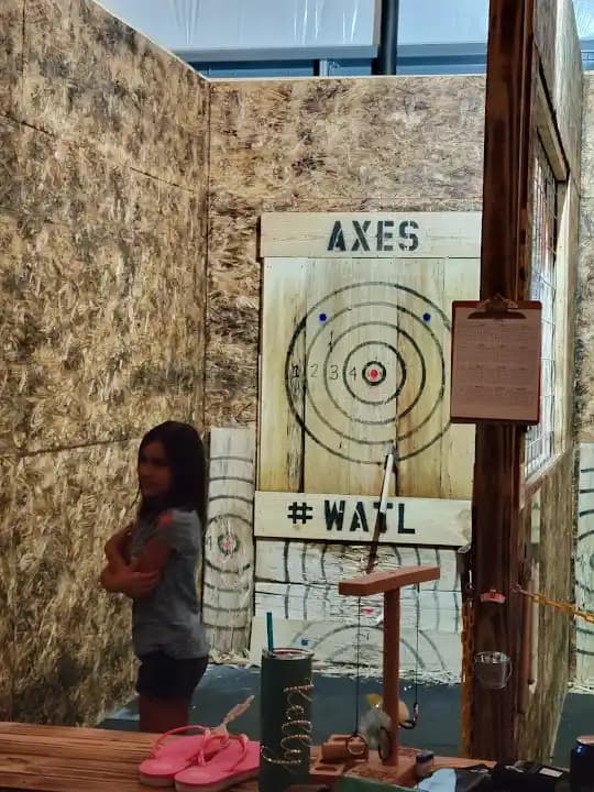 Slinging Axes image 2