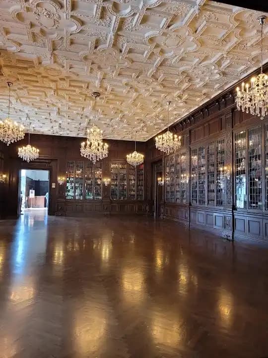 Casa Loma Escape Rooms image 2