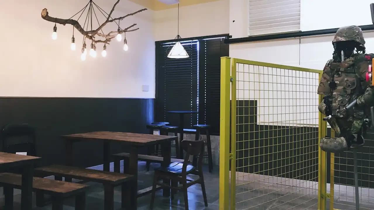 Revo Escape image 9