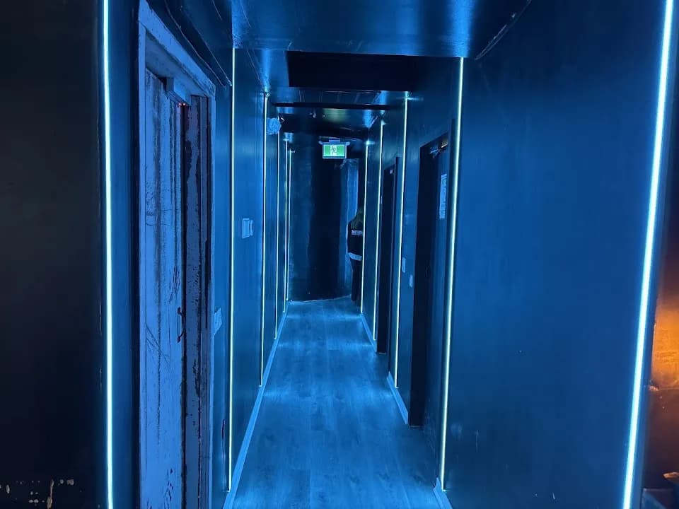 INBLACK Escape Room Toronto - Eaton image 6