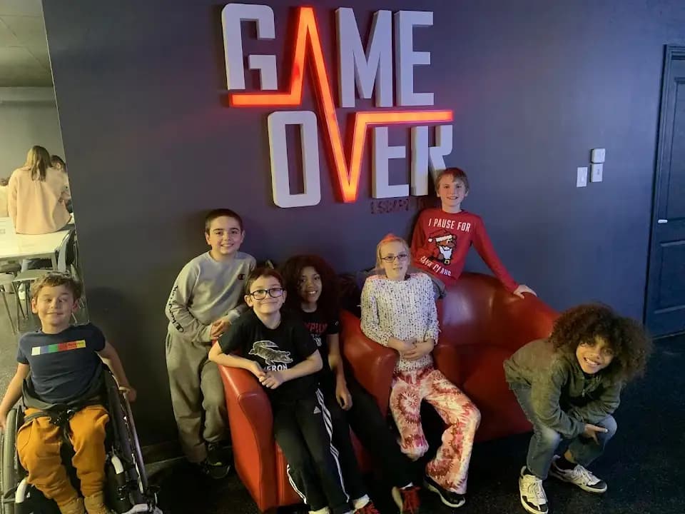 GAME OVER Escape Room image 6