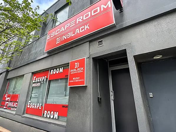 INBLACK Escape room Toronto - Yonge&Wellesley image 8