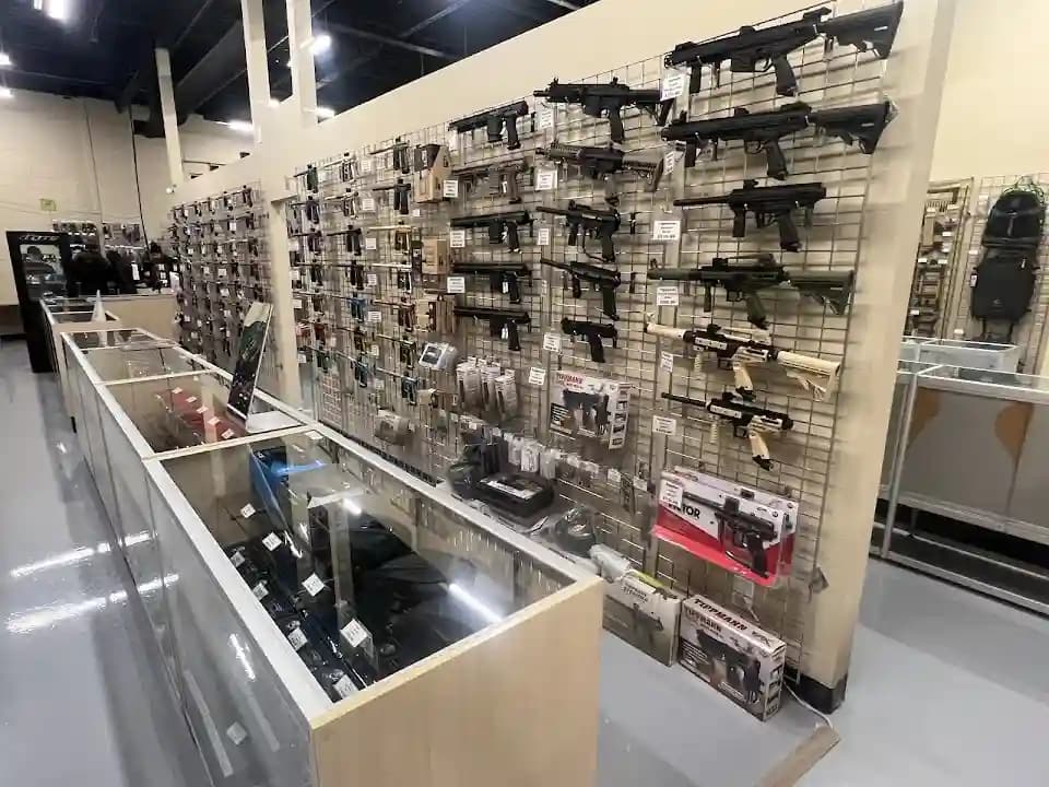 Badlands Paintball & Airsoft Toronto Megastore image 3