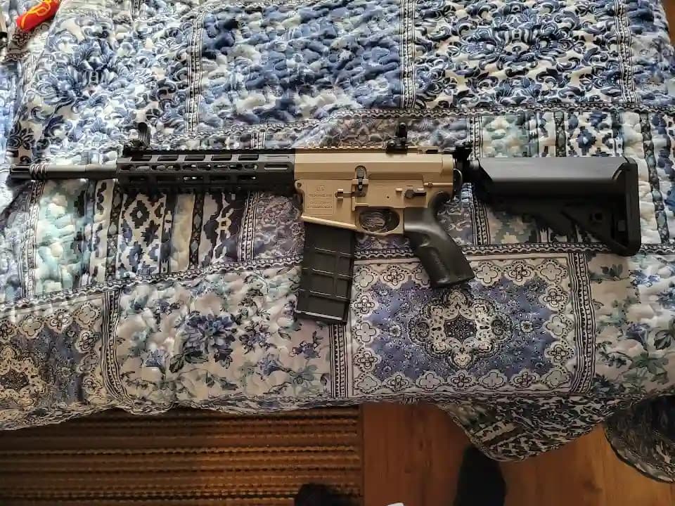 Badlands Paintball & Airsoft Toronto Megastore image 10