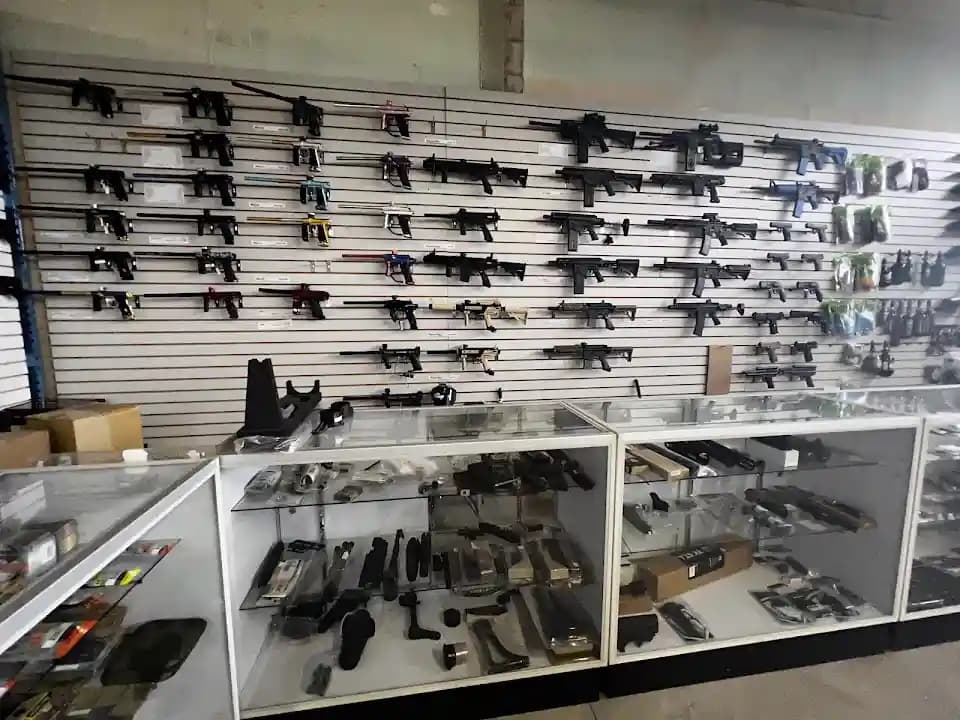 Toronto Paintball & Airsoft Store image 3