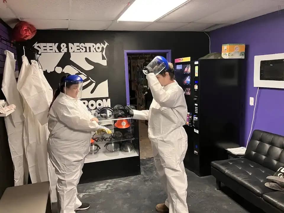 Seek and Destroy Rage Room image 3