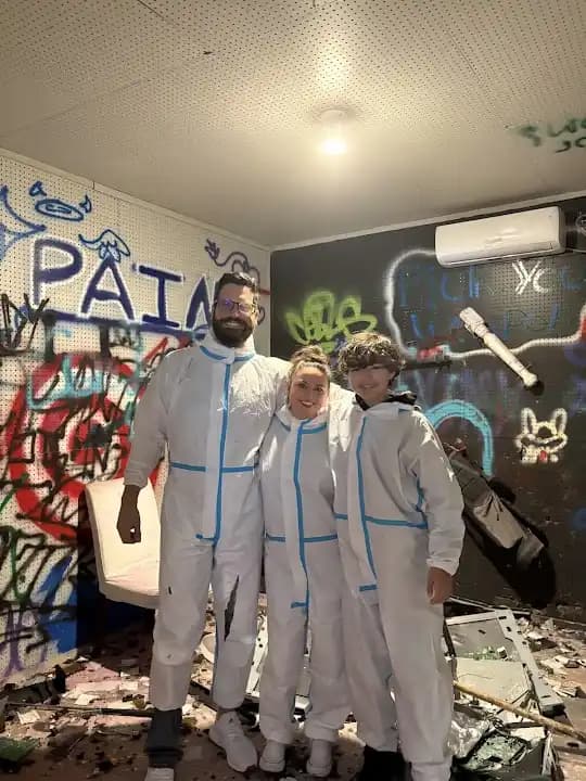 Seek and Destroy Rage Room image 9