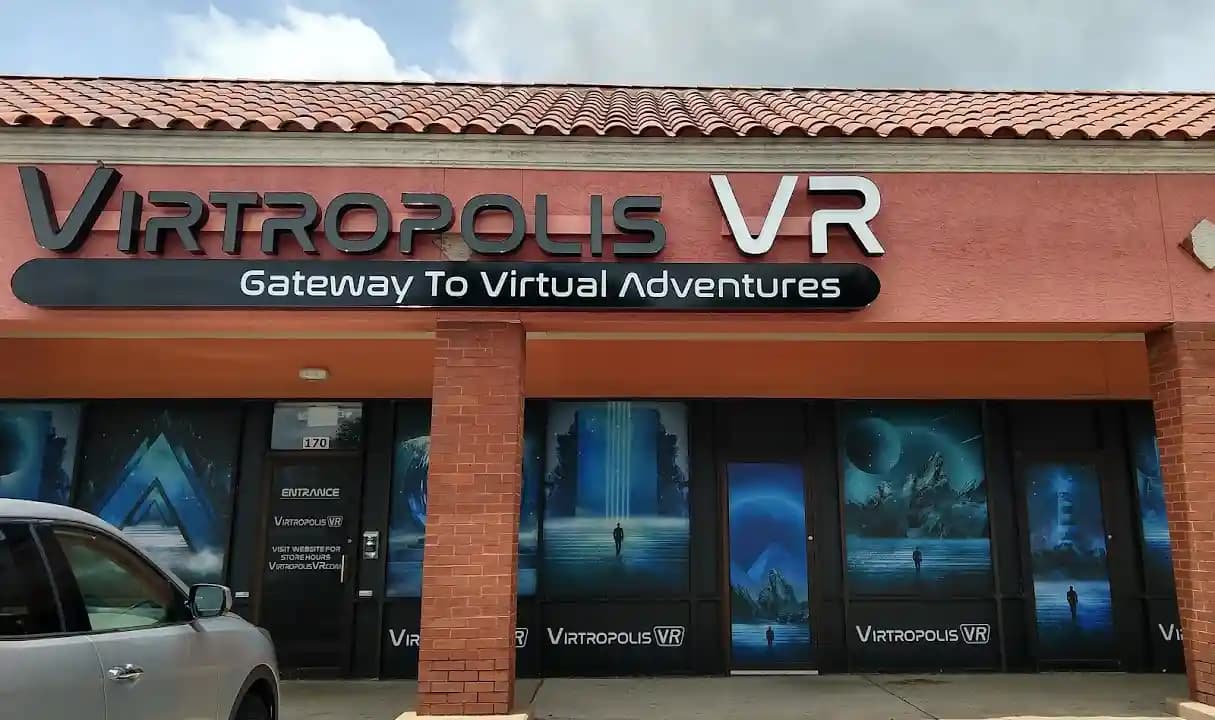 VirtropolisVR Escape Rooms image 5
