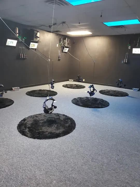 VirtropolisVR Escape Rooms image 6