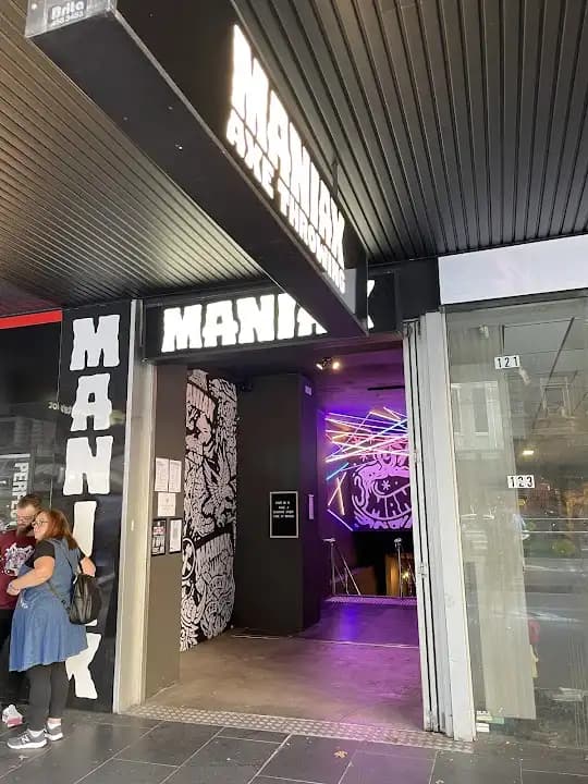 MANIAX Axe Throwing - MELBOURNE CBD image 6