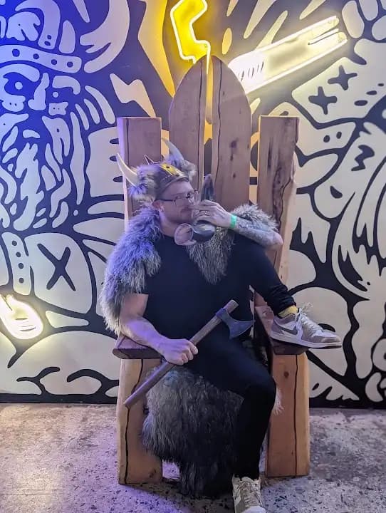 MANIAX Axe Throwing - MELBOURNE CBD image 8