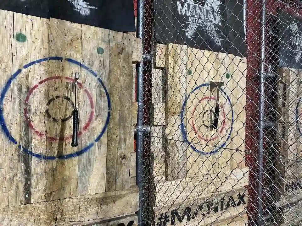 MANIAX Axe Throwing - ABBOTSFORD image 4