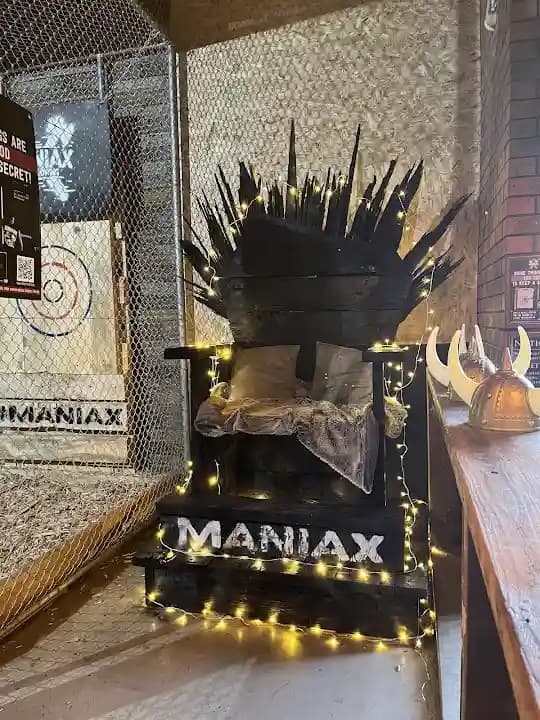 MANIAX Axe Throwing - ABBOTSFORD image 9