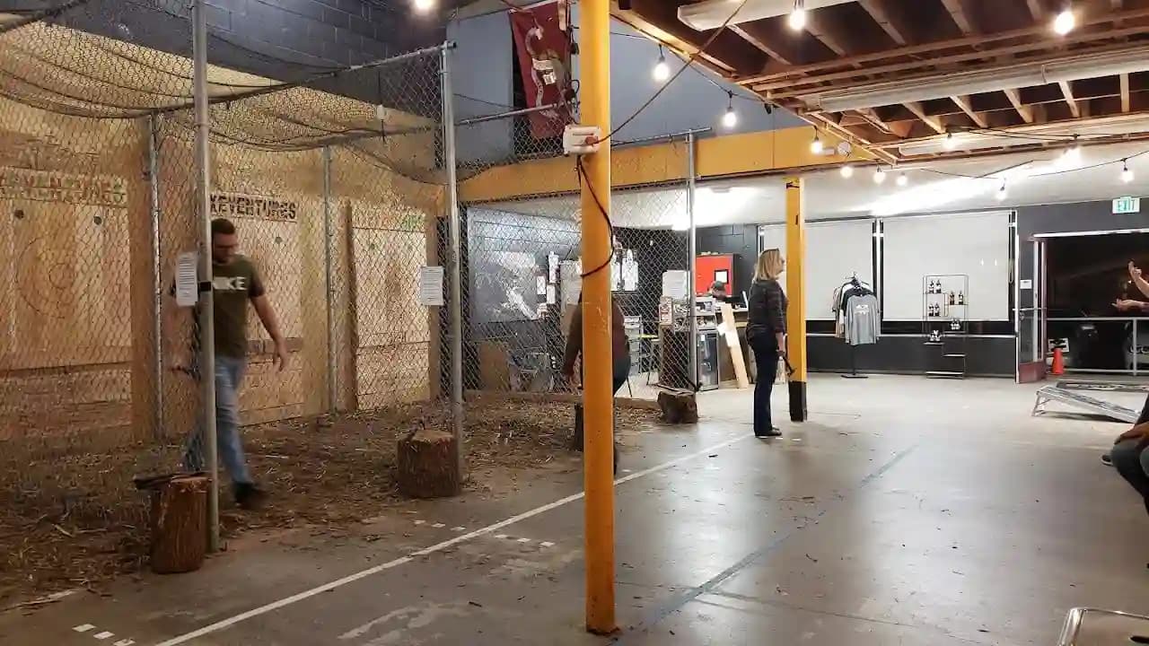 AxeVentures Axe Throwing and Rage Room image 6