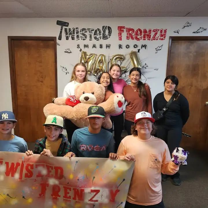 Twisted Frenzy Smash Room image 2