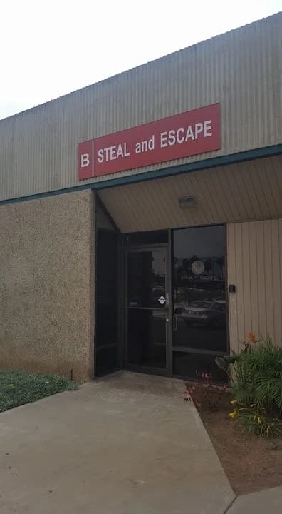 STEAL AND ESCAPE - Escape Room Adventure in San Diego image 6