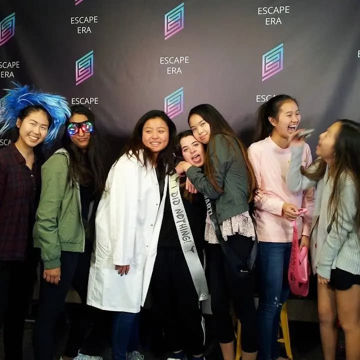 Escape Era Escape Room image 9