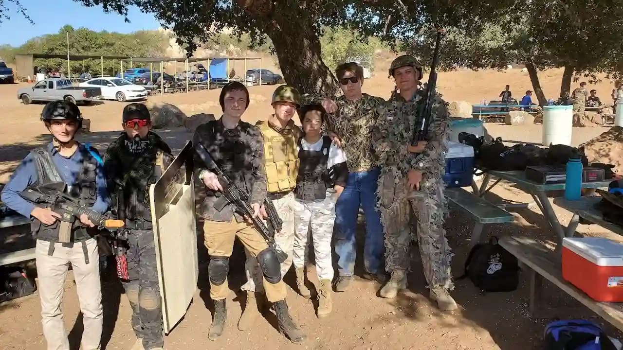 Giant Paintball image 5