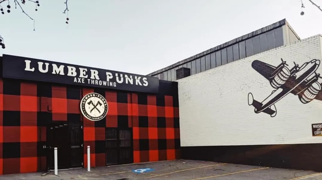 Photo of Lumber Punks Axe Throwing Perth