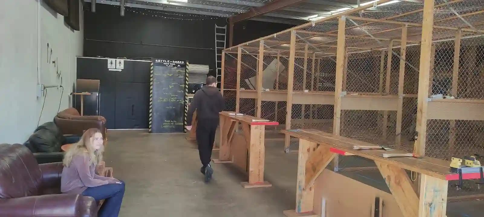 Maxed Out Axe Throwing image 10