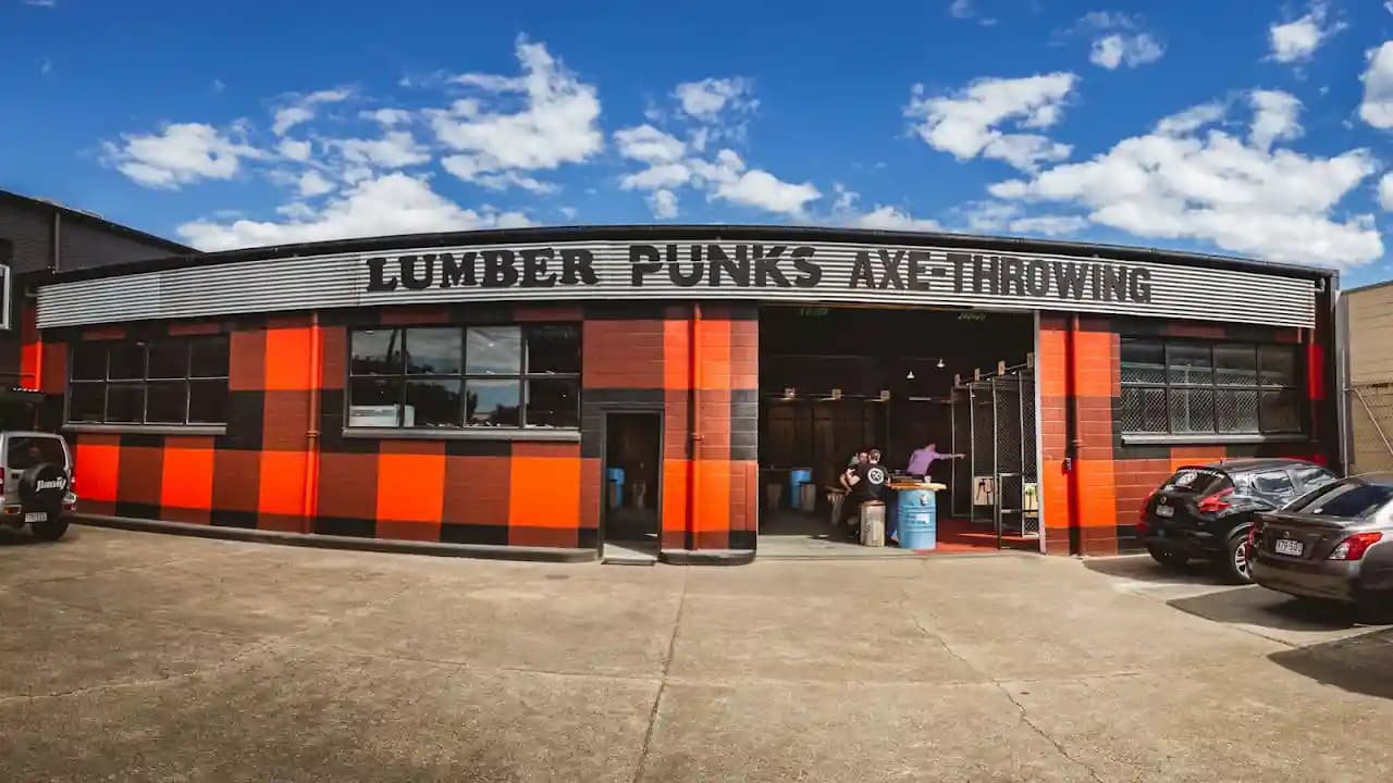 Lumber Punks Axe Throwing Brisbane image 4
