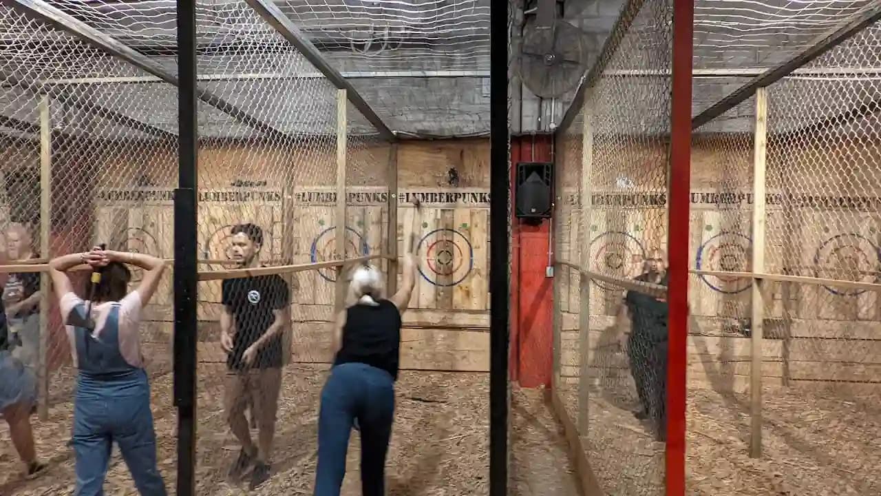 Lumber Punks Axe Throwing Brisbane image 5