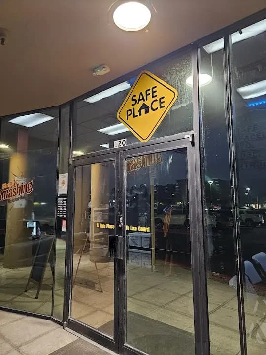 Simply Smashing "a Rage Release Room" image 3