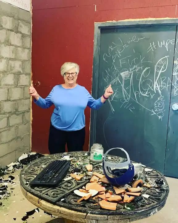 Simply Smashing "a Rage Release Room" image 8