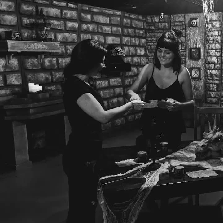 Eludesions Escape Rooms image 9