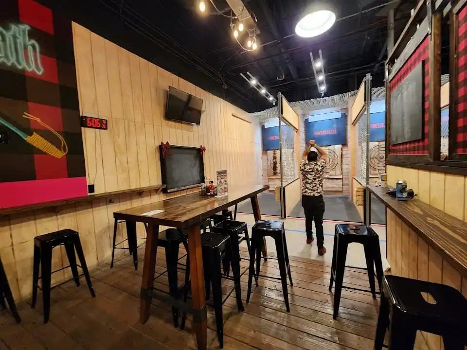 Social Axe Throwing image 8
