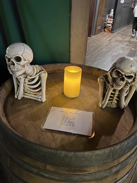 Escape Manor image 2