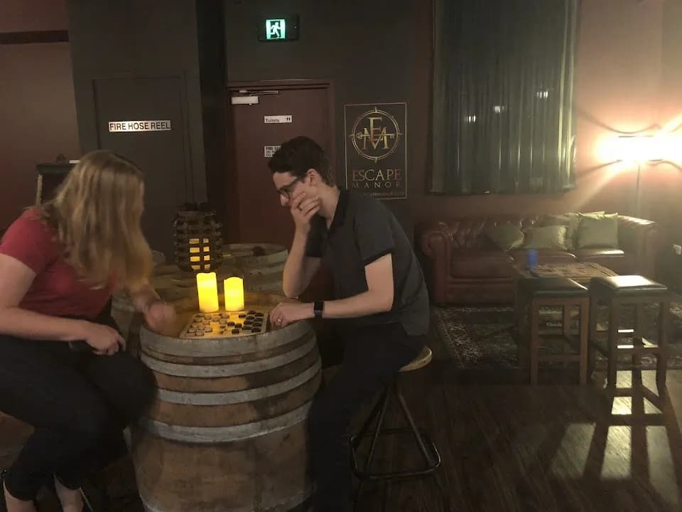Escape Manor image 10