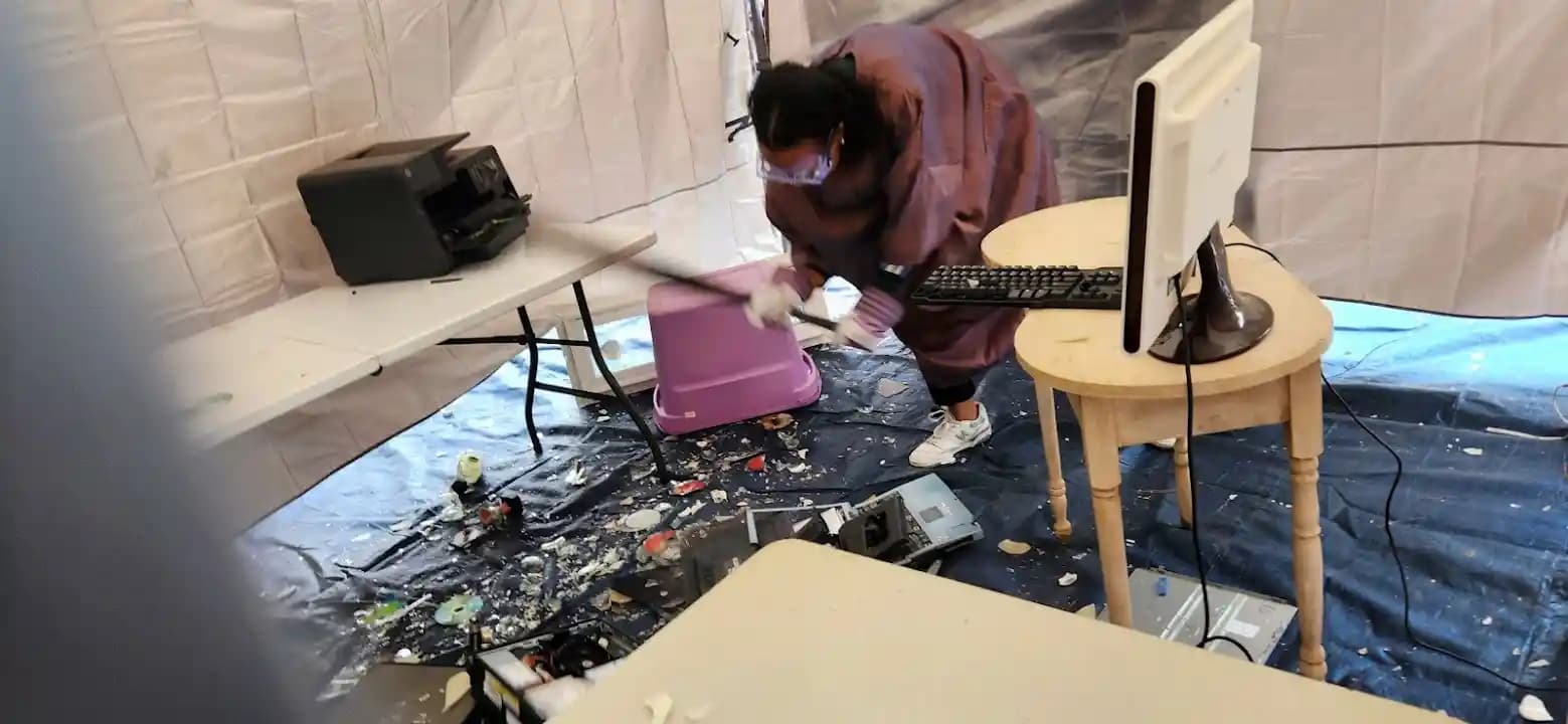 The Smashbox Rage Room image 9