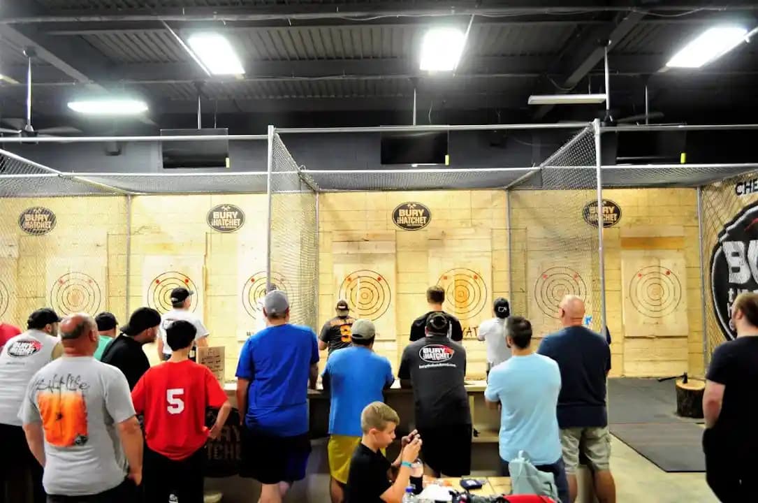 Bury The Hatchet Sandy Springs - Axe Throwing image 4