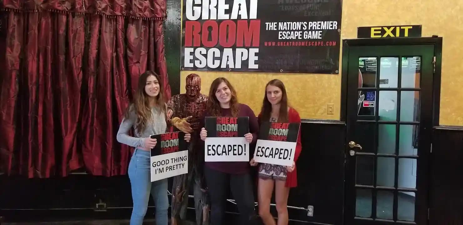 Great Room Escape image 10