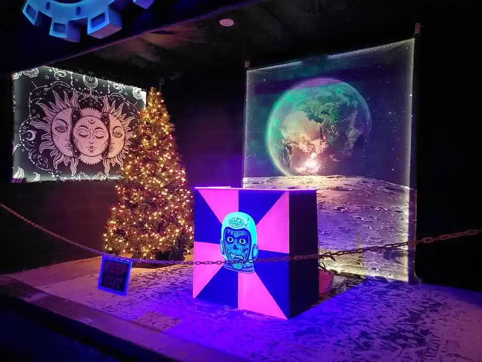 Cosmic Mayhem: Black Light Mini Golf and Bar image 4