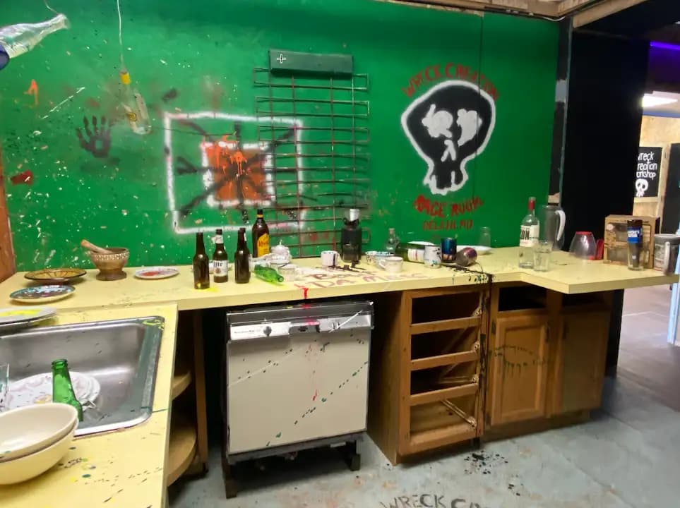 Wreck Creation Rage Room image 10