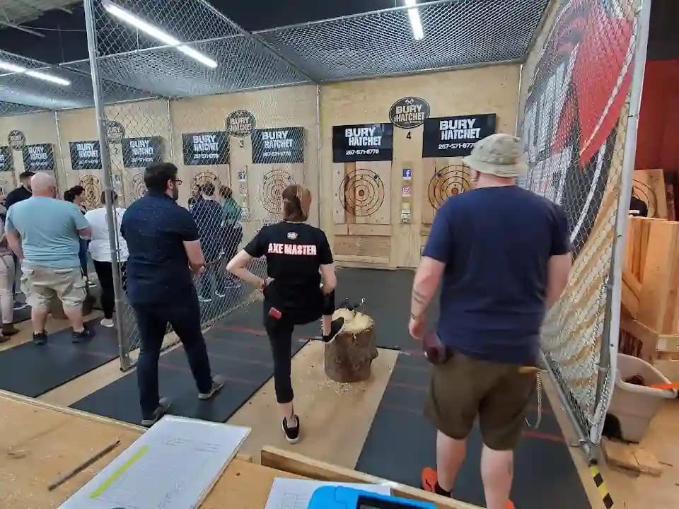 Bury The Hatchet Bensalem - Axe Throwing image 3