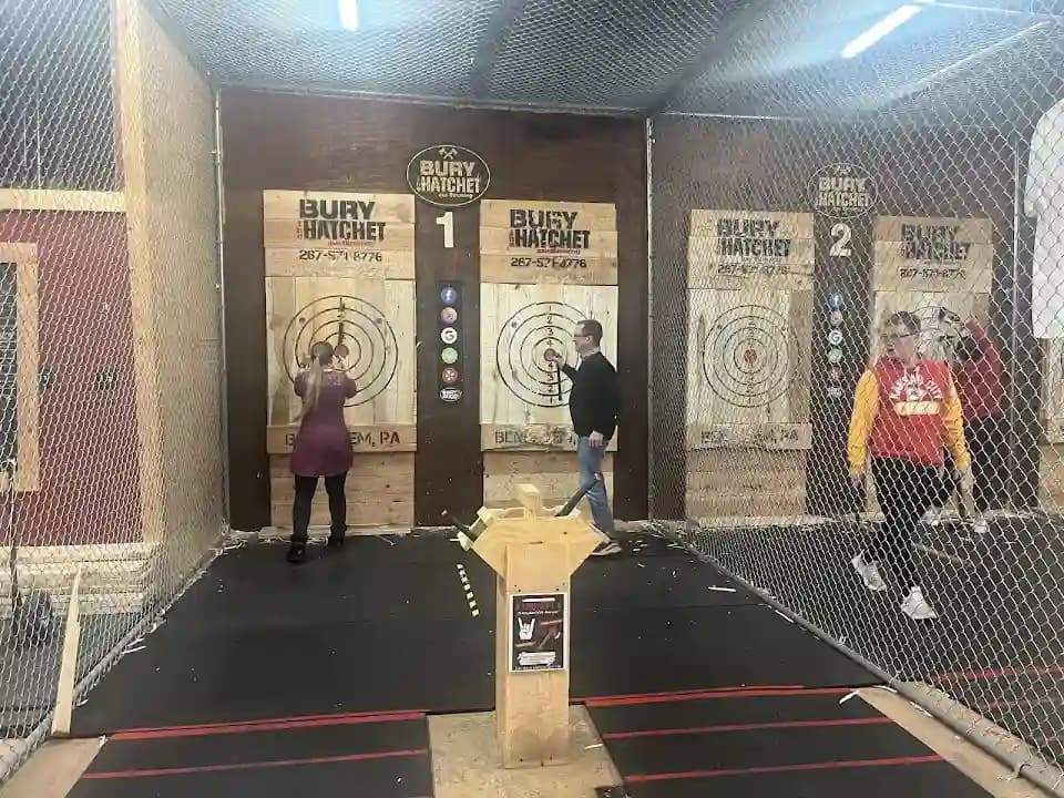 Bury The Hatchet Bensalem - Axe Throwing image 5