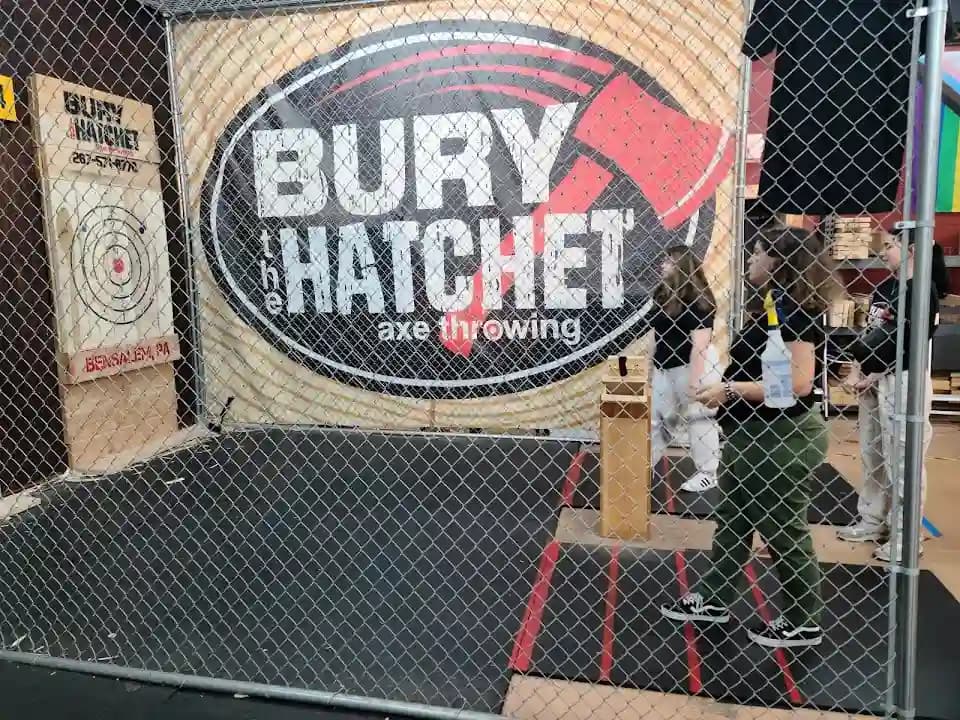 Bury The Hatchet Bensalem - Axe Throwing image 4