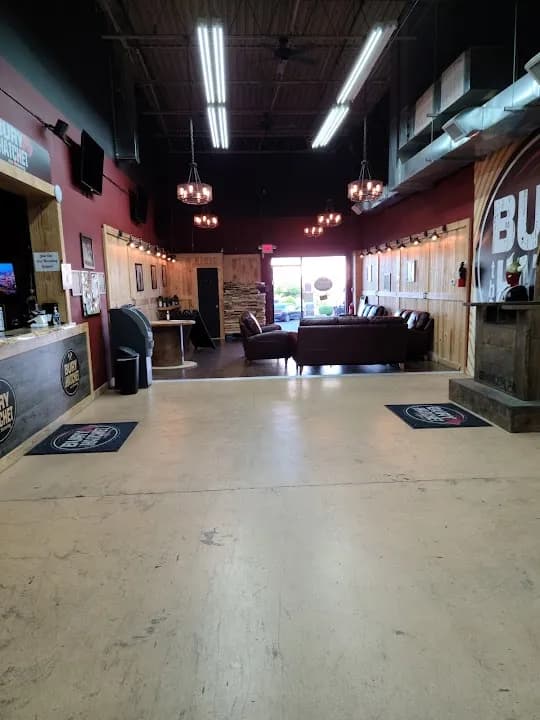 Bury The Hatchet Bensalem - Axe Throwing image 6
