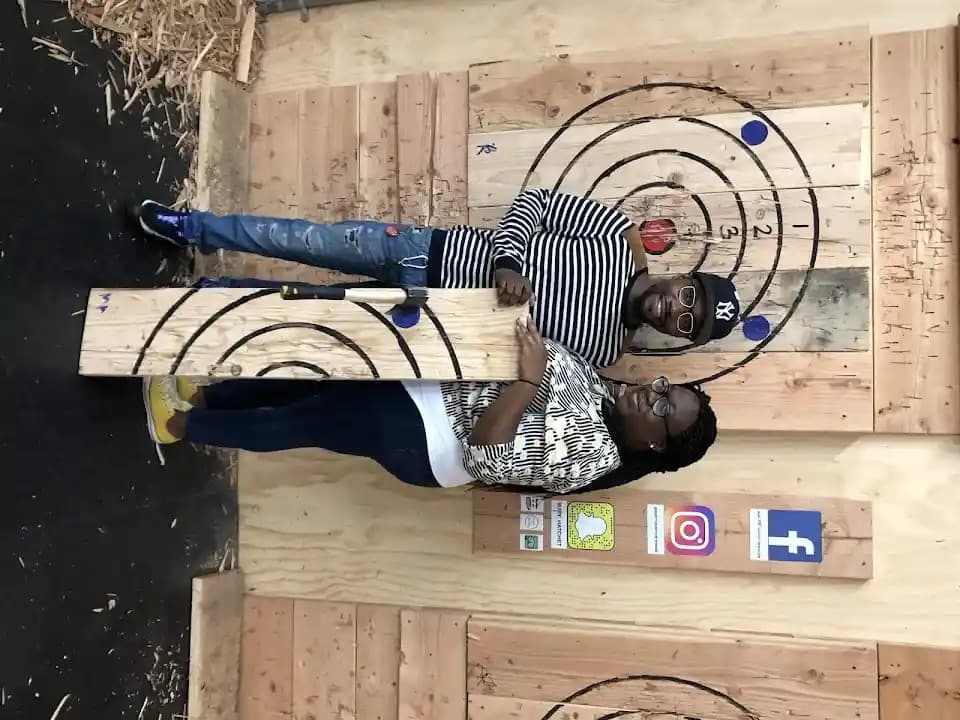 Bury The Hatchet Bensalem - Axe Throwing image 10