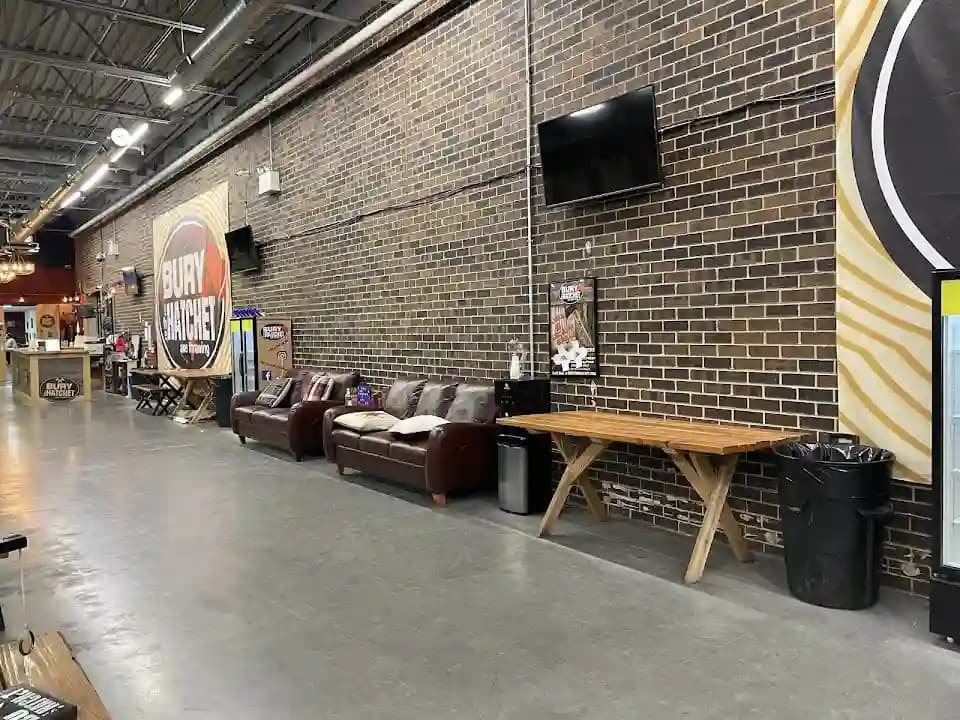 Bury The Hatchet King Of Prussia - Axe Throwing image 6
