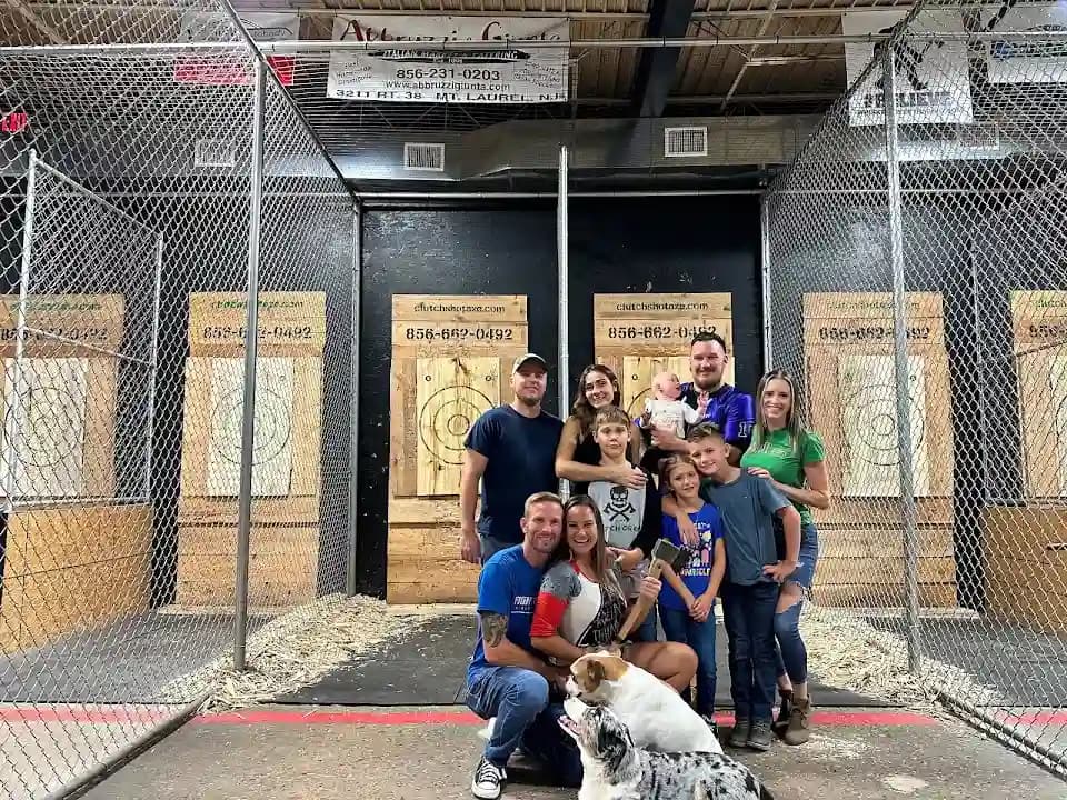 Clutch Shot Axe Throwing image 3