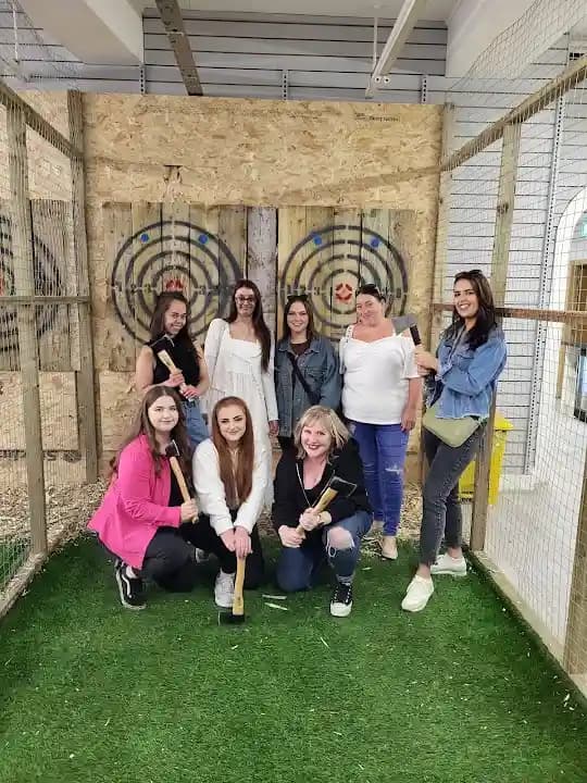 Axe Bey - Urban Axe Throwing image 3