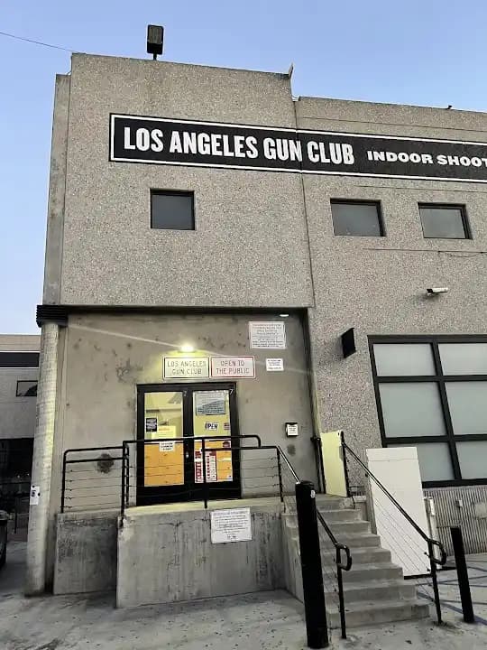 shooting ranges experience at The Los Angeles Gun Club located in Los Angeles